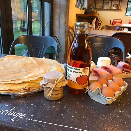 オルシーヌ Cote Tiretaine Bed & Breakfast エクステリア 写真