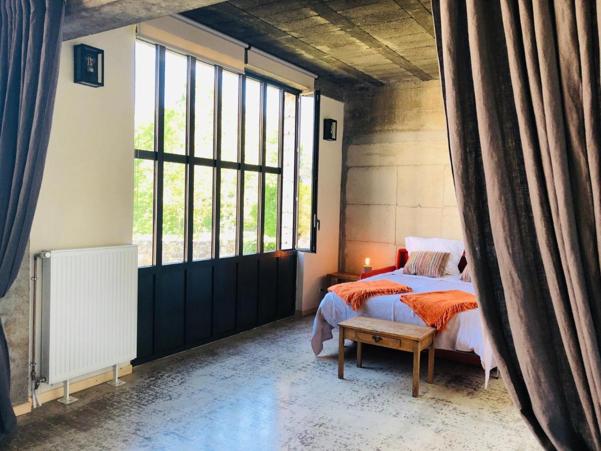 オルシーヌ Cote Tiretaine Bed & Breakfast エクステリア 写真